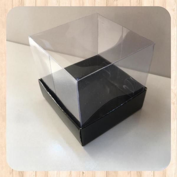 6x6x6 ALTI SİYAH KARTON ÜSTÜ ASETAT KUTU