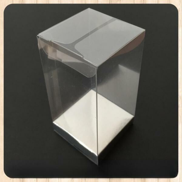 6x6x14 ALTI GÜMÜŞ İÇ YÜKSELTİCİ KARTON ÜSTÜ OTOMATİK KUTU