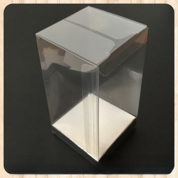 6x6x14 ALTI GÜMÜŞ İÇ YÜKSELTİCİ KARTON ÜSTÜ OTOMATİK KUTU