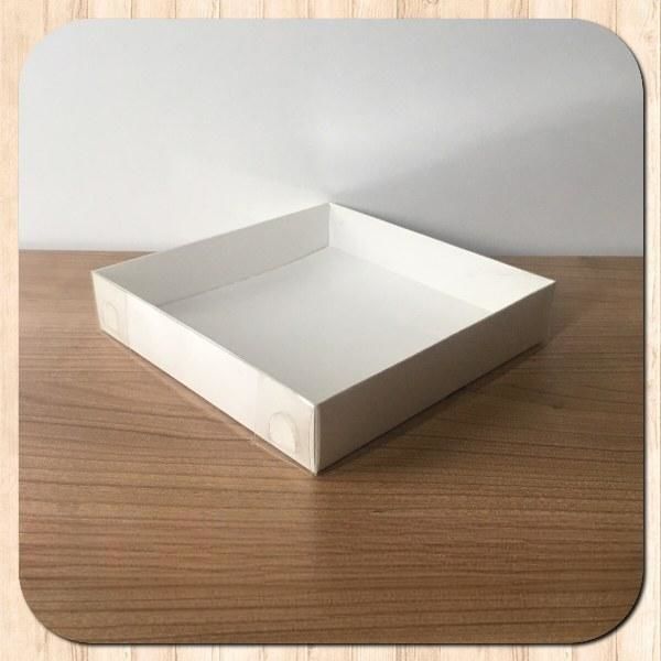 15x15x3 ALTI BEYAZ ÜSTÜ ASETAT KUTU