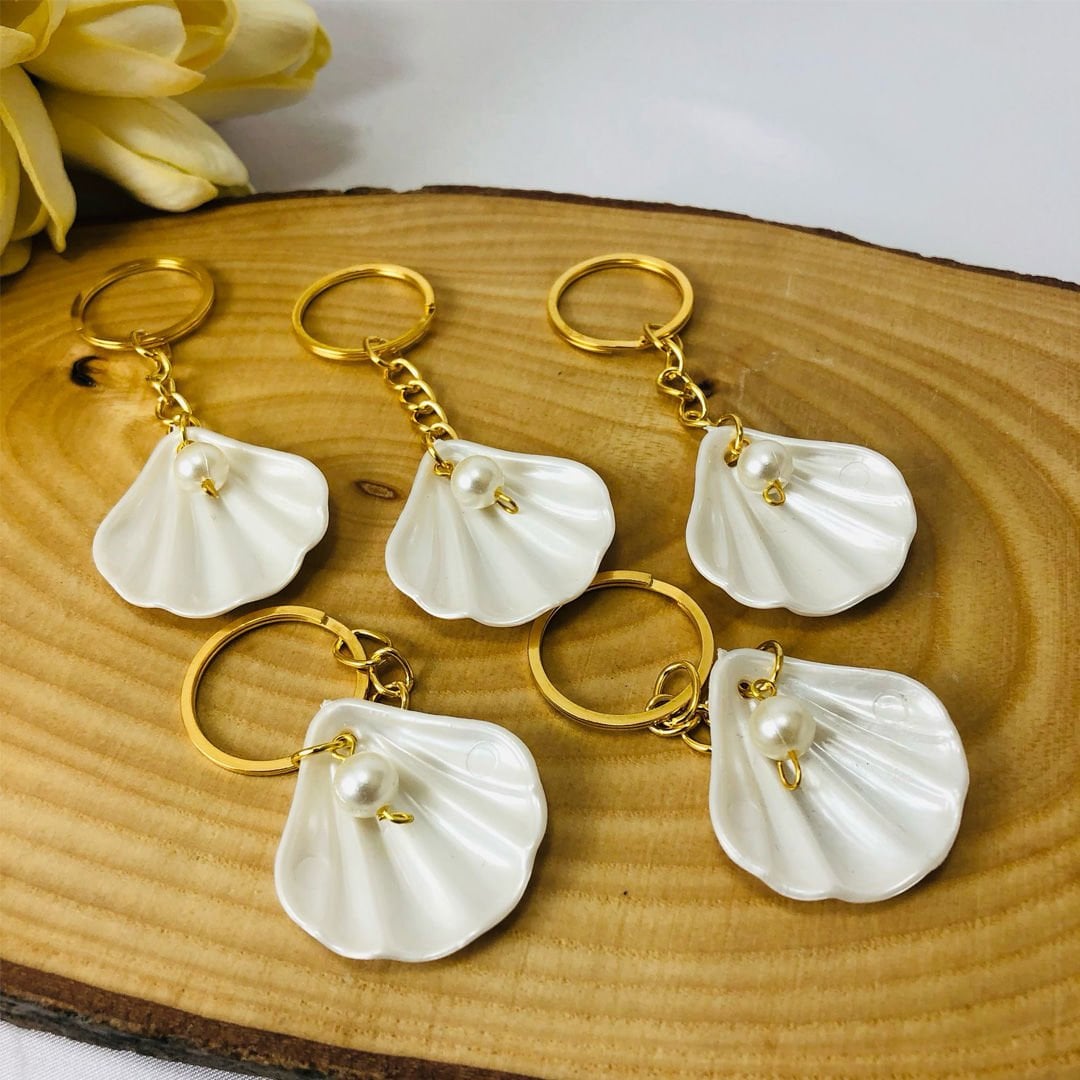 Pearl Oyster Keychain