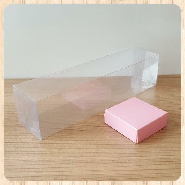 6x6x25 ALTI PEMBE ÜSTÜ ASETAT KUTU