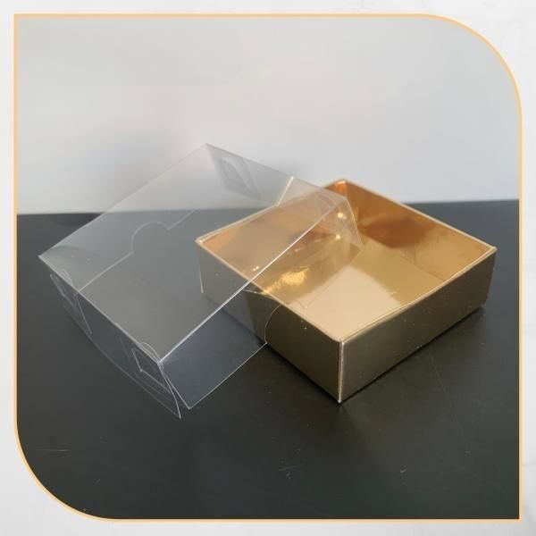 7x7x2.2 ALTI GOLD ÜSTÜ ASETAT KUTU