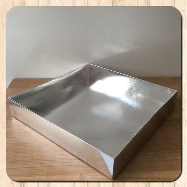 30x30x5 ALTI GÜMÜŞ ÜSTÜ ASETAT KUTU