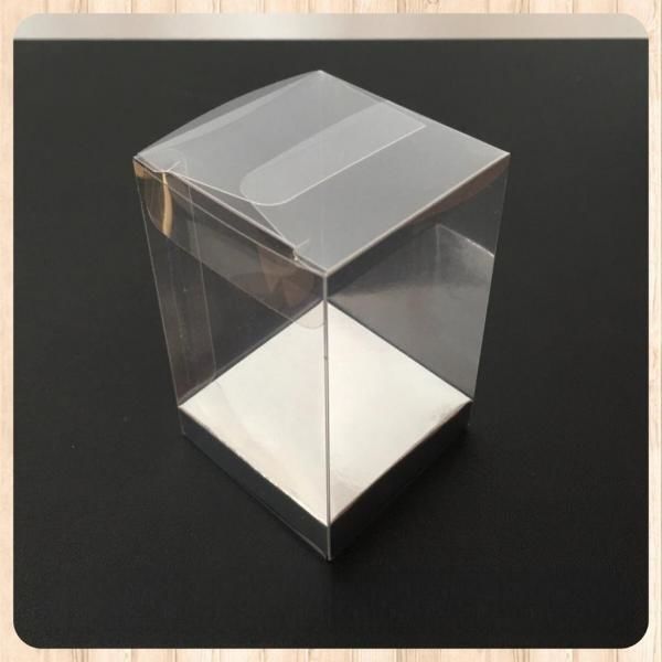 7x7x8 ALTI GÜMÜŞ İÇ YÜKSELTİCİ KARTON ÜSTÜ OTOMATİK KUTU