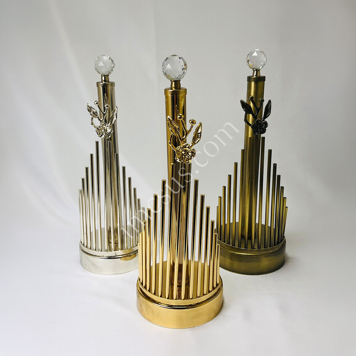 Metal Peçetelik Japon Çiçeği Figürlü