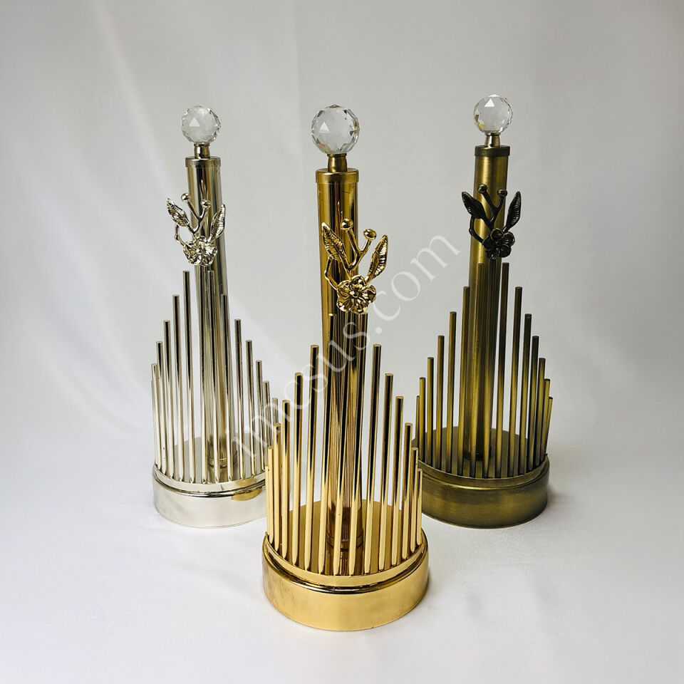 Metal Peçetelik Japon Çiçeği Figürlü