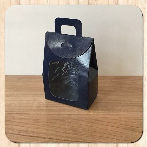 7.5x10.5x4.5 PENCERELİ LACİVERT ÇEREZ KUTUSU