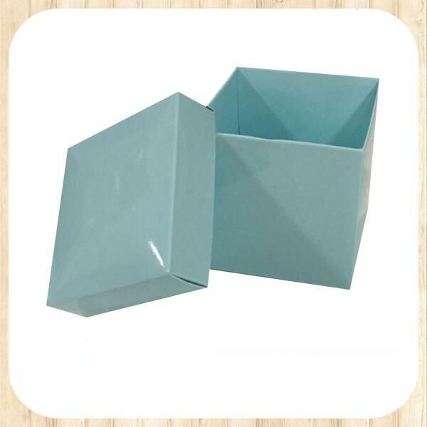 7x7x7 MAVİ KOMPLE KARTON KUTU