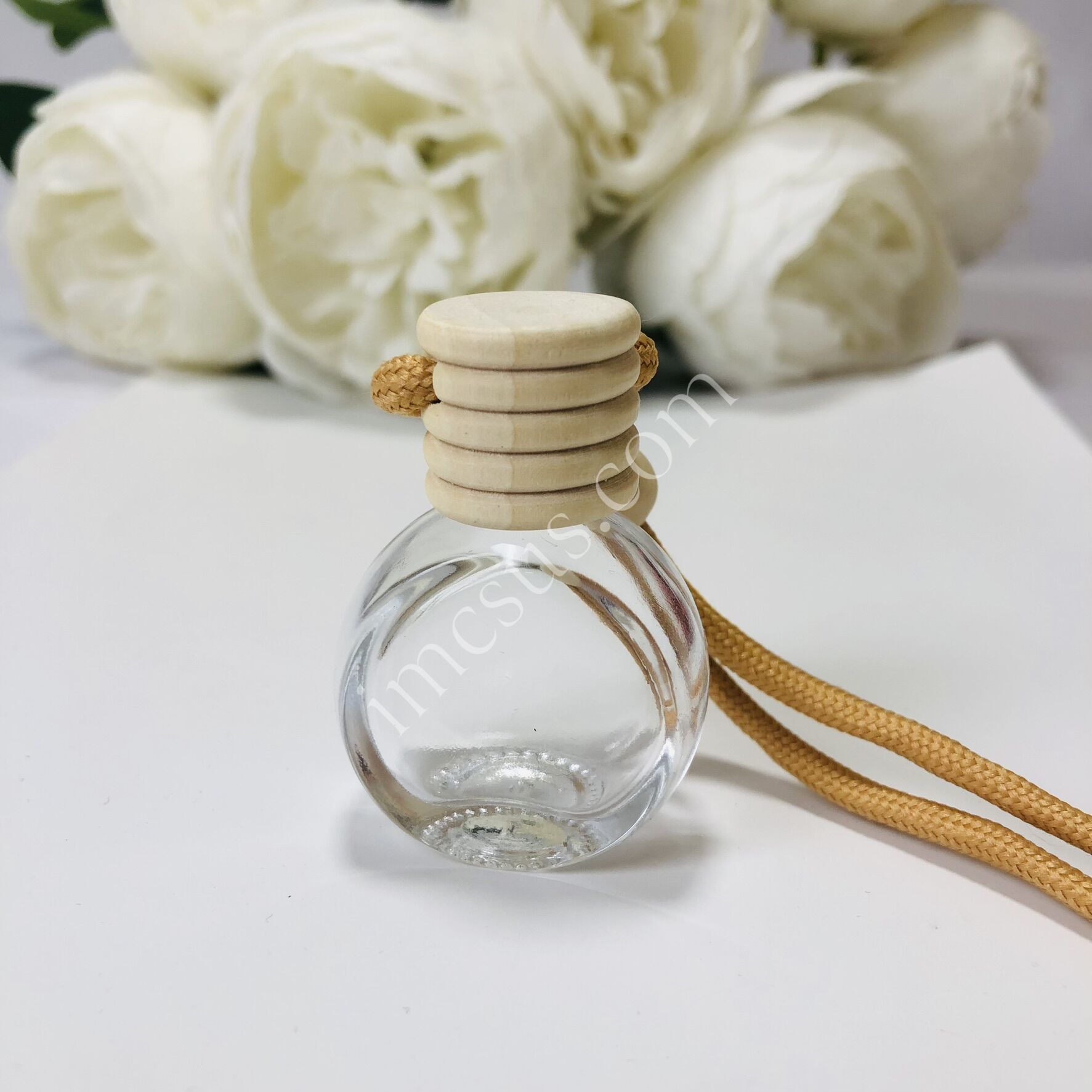 YUVARLAK MODEL AHŞAP KAPAKLI KOKU ŞİŞESİ 8ml (BTL705)