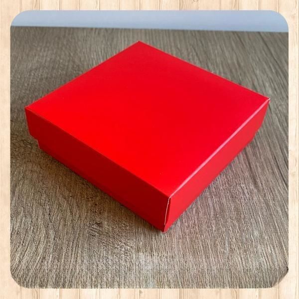 10x10x3 KIRMIZI KOMPLE KARTON KUTU