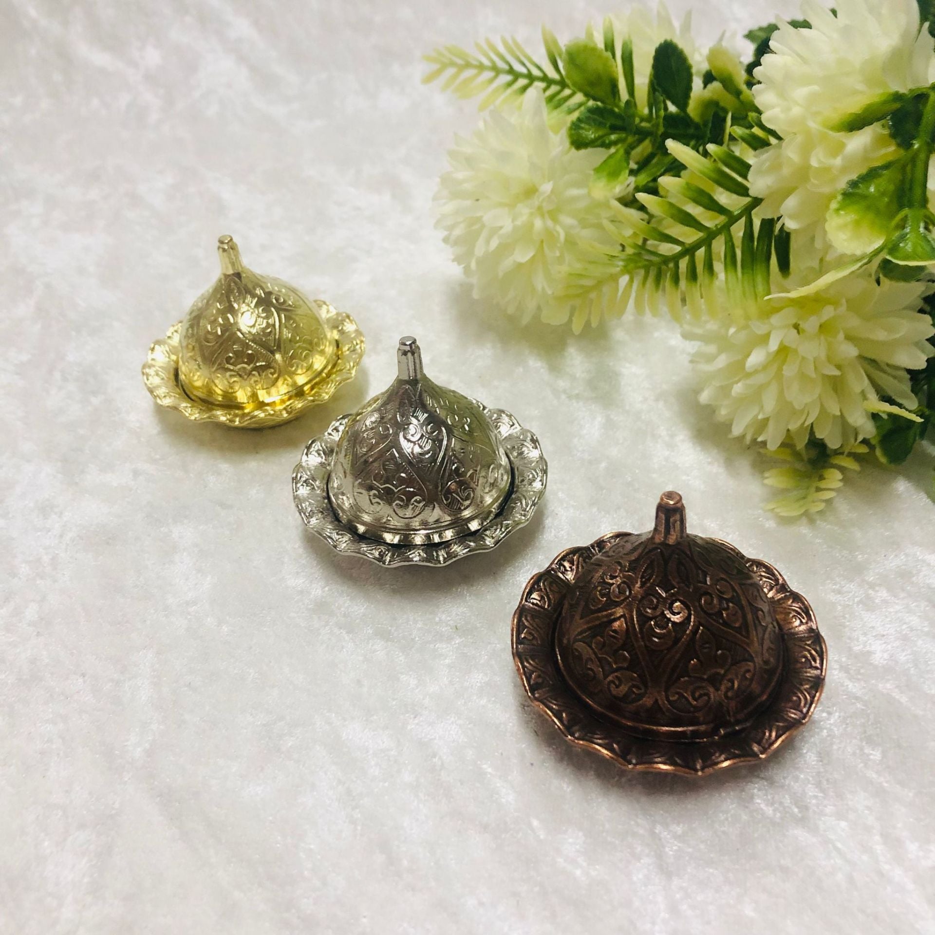 YUVARLAK METAL LOKUMLUK