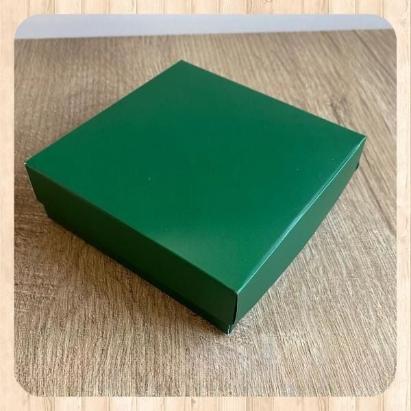 10x10x3 YEŞİL KOMPLE KARTON KUTU