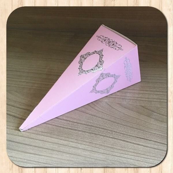 PEMBE KÜLAH - GÜMÜŞ SARAY DESEN