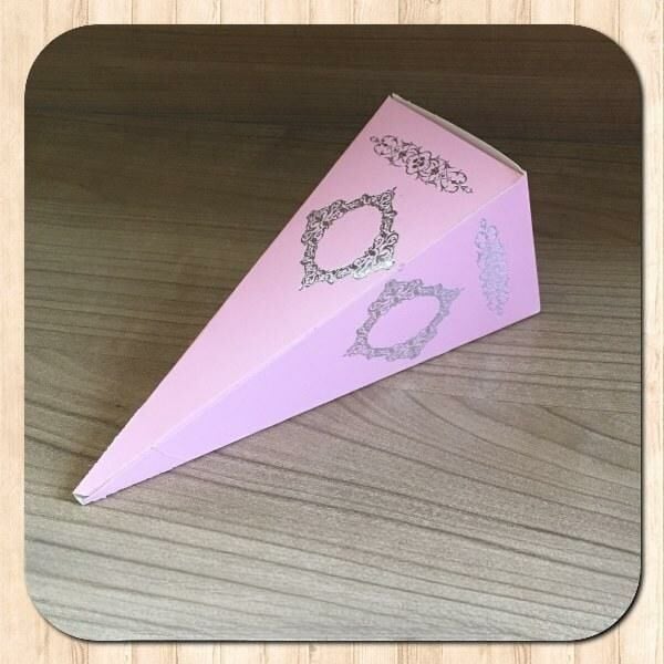 PEMBE KÜLAH - GÜMÜŞ SARAY DESEN