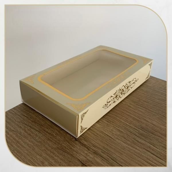 9x16x3 KREM ÜZERİ GOLD SARAY DESENLİ PENCERELİ KUTU