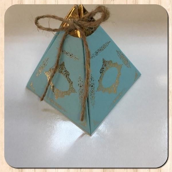 6.5x6.5x7 MAVİ PİRAMİT KUTU - GOLD SARAY DESEN