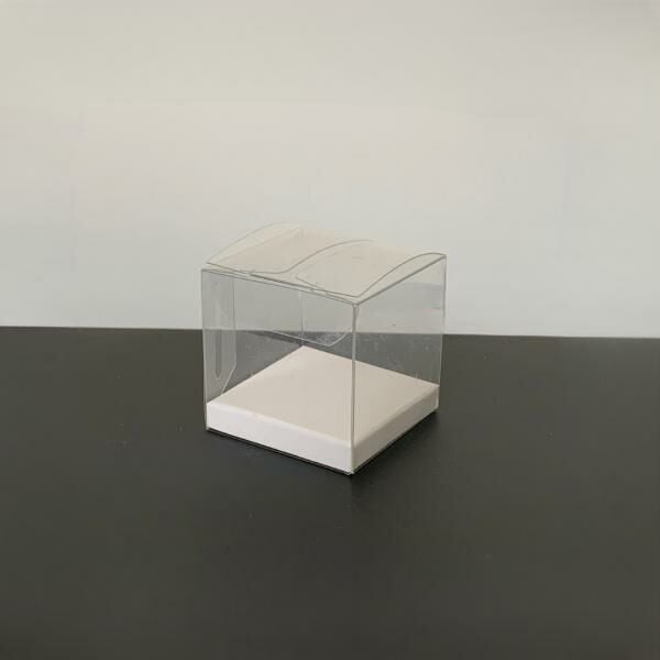 4x4x4 ÖLÇÜLÜ İÇ YÜKSELTİCİLİ OTOMATİK ASETAT KUTU ALT BEYAZ ÜST ASETAT