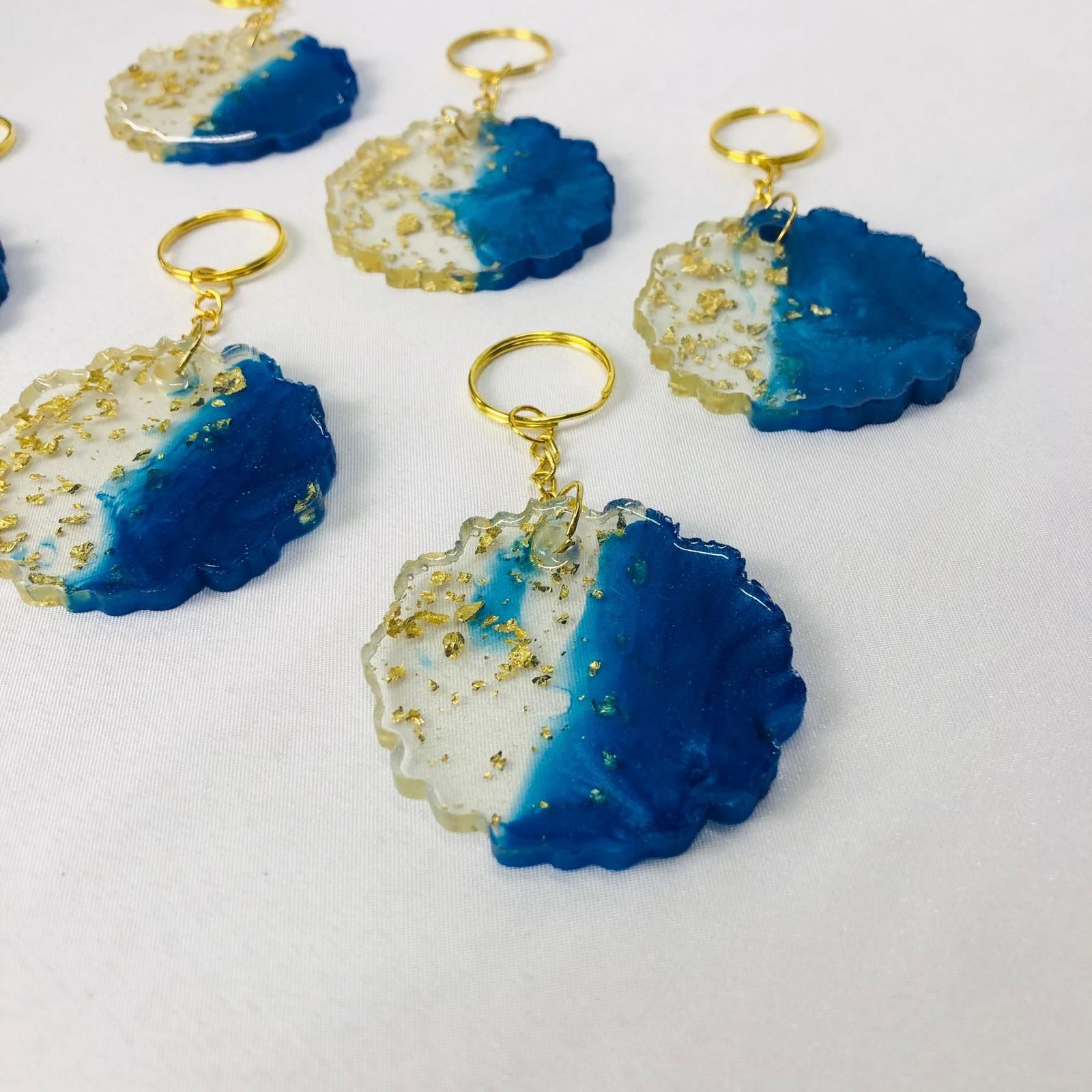 EPOKSİ KARIŞIM ANAHTARLIK SİMLİ LACİVERT TIRTIKLI