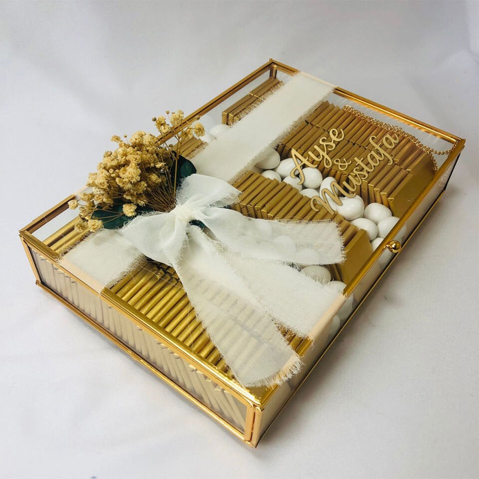 CAM KUTULU KIZ İSTEME SÖZ NİŞAN ÇİKOLATASI GOLD