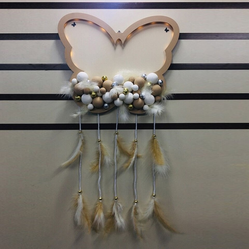 KAHVERENGİ AHŞAP KELEBEK KESİM KESİM KAPI SÜSÜ