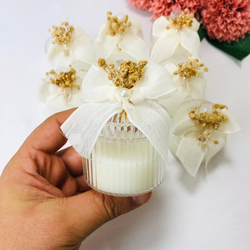 MİKA ŞEKERLİK MUM FİYONKLU SÜSLEMELİ HAZIR HEDİYELİK