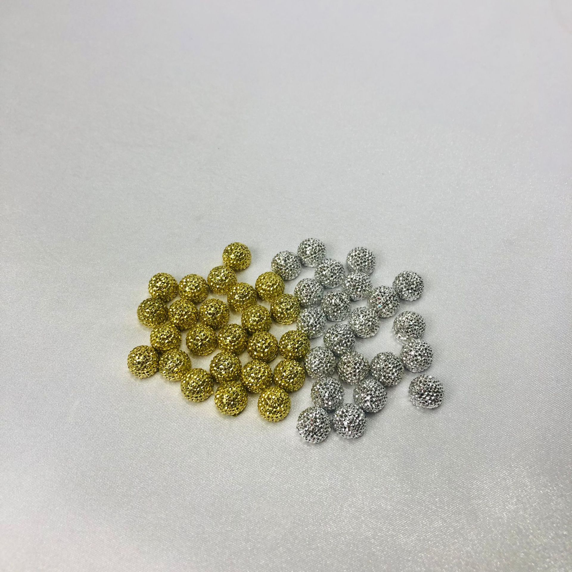 TOP BAŞ BÖĞÜRTLEN YUVARLAK TAŞ 100'lü Paket - Gold