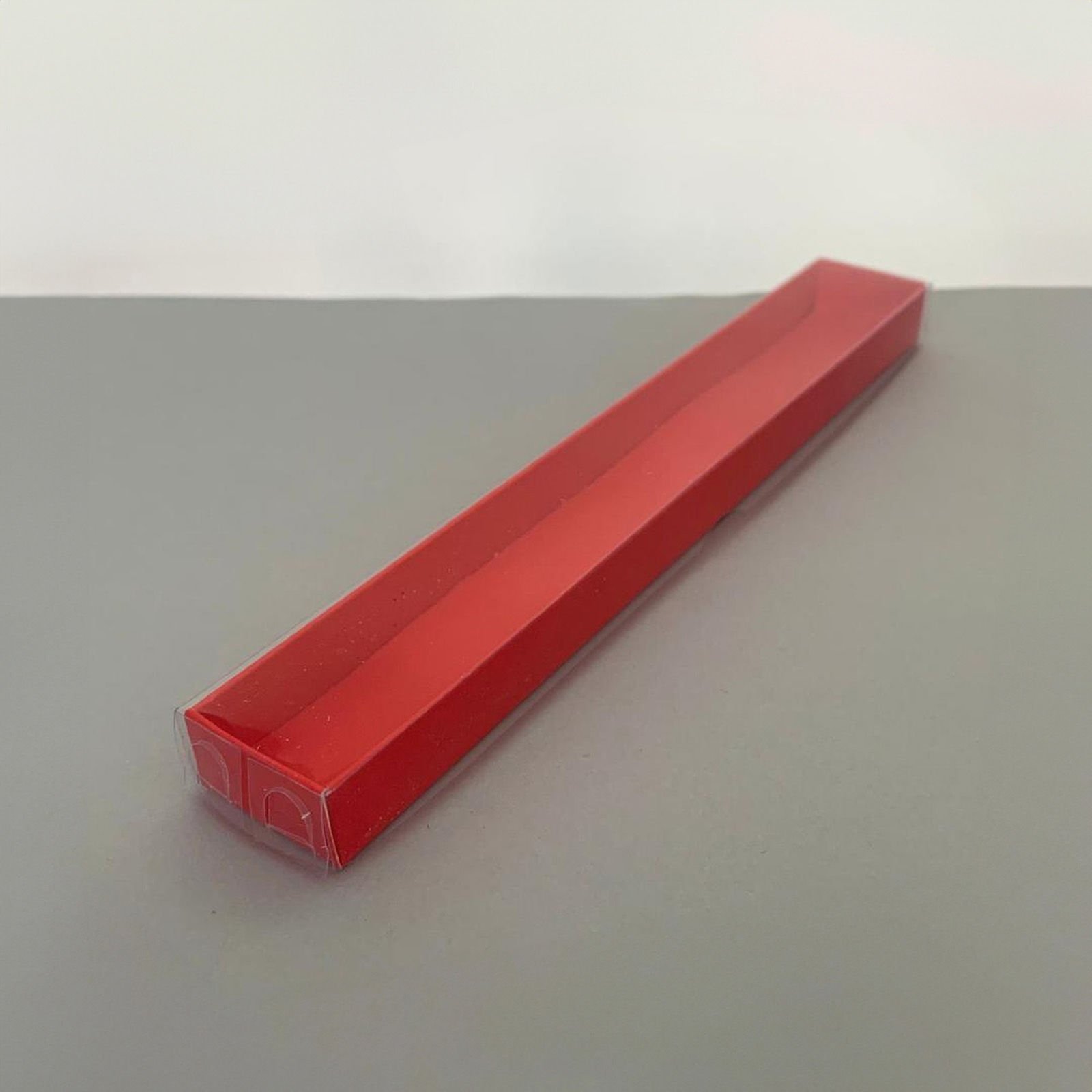 3x20x1,5 ALTI KIRMIZI KARTON ÜSTÜ ASETAT KUTU